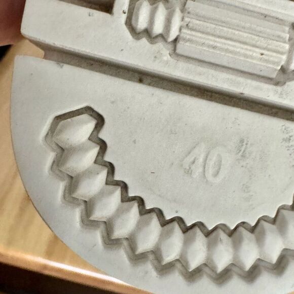 Isle Jacobsen Black Tulip Slip Ons. Size 40/US 9.5-10 - Picture 9 of 9